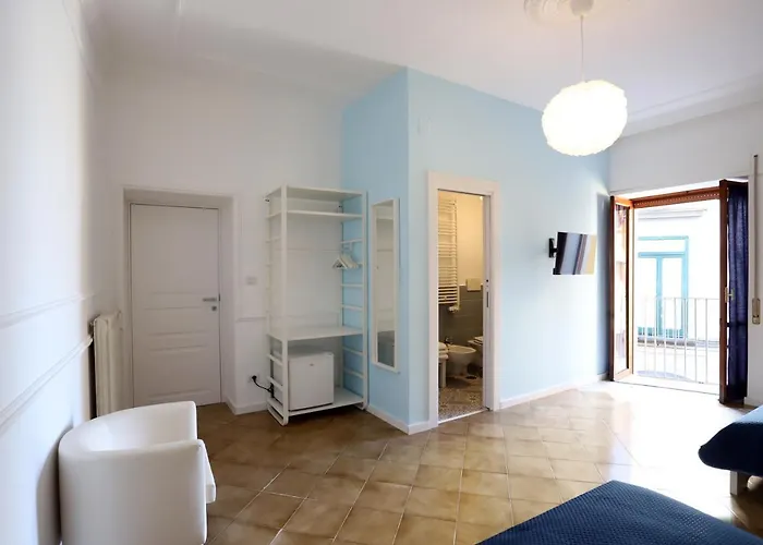 Bianco Latte Bed & Breakfast 4*